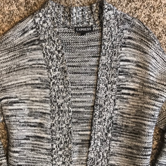 Express - Picture 2 of 6